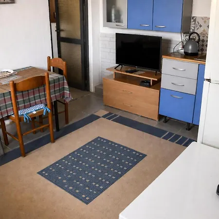 Apartament Garden One Bedroom Tirana